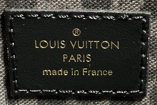 Louis Vuitton MM Pink Cheetah Wild at Heart Pouch – Vault 55