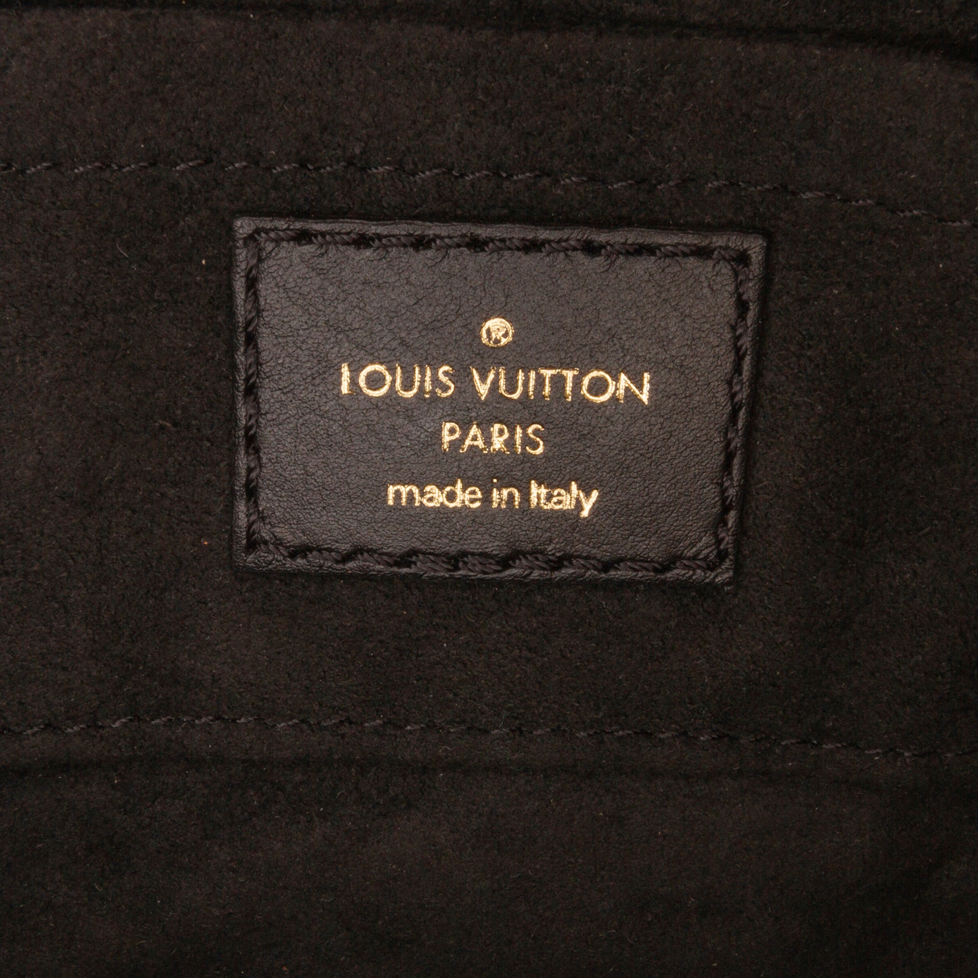 Louis Vuitton New Wave Love Lock Heart Crossbody Black – Vault 55