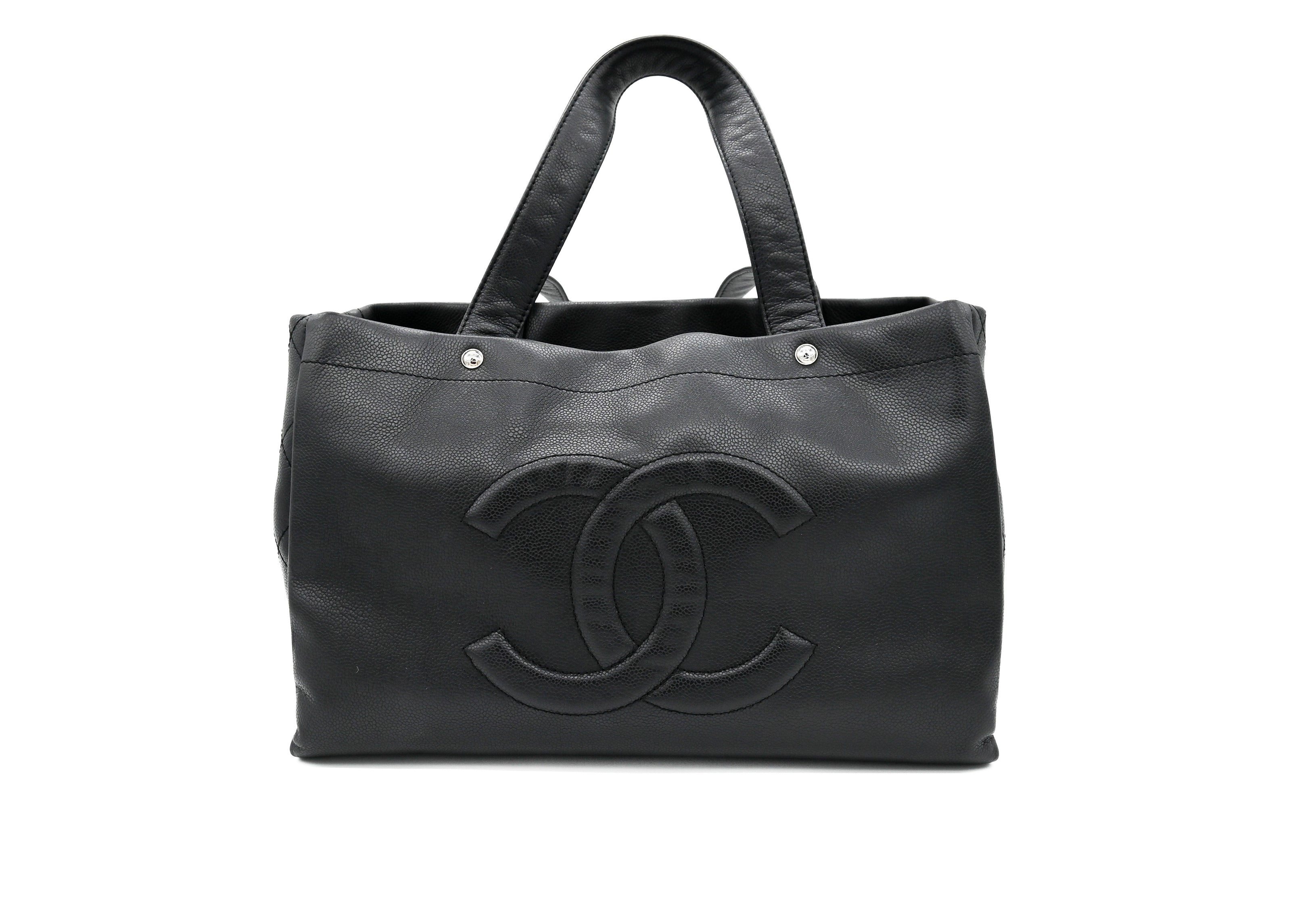 Chanel - Authenticated Coco Luxe Handbag - Leather Black Plain for Women, Very Good Condition