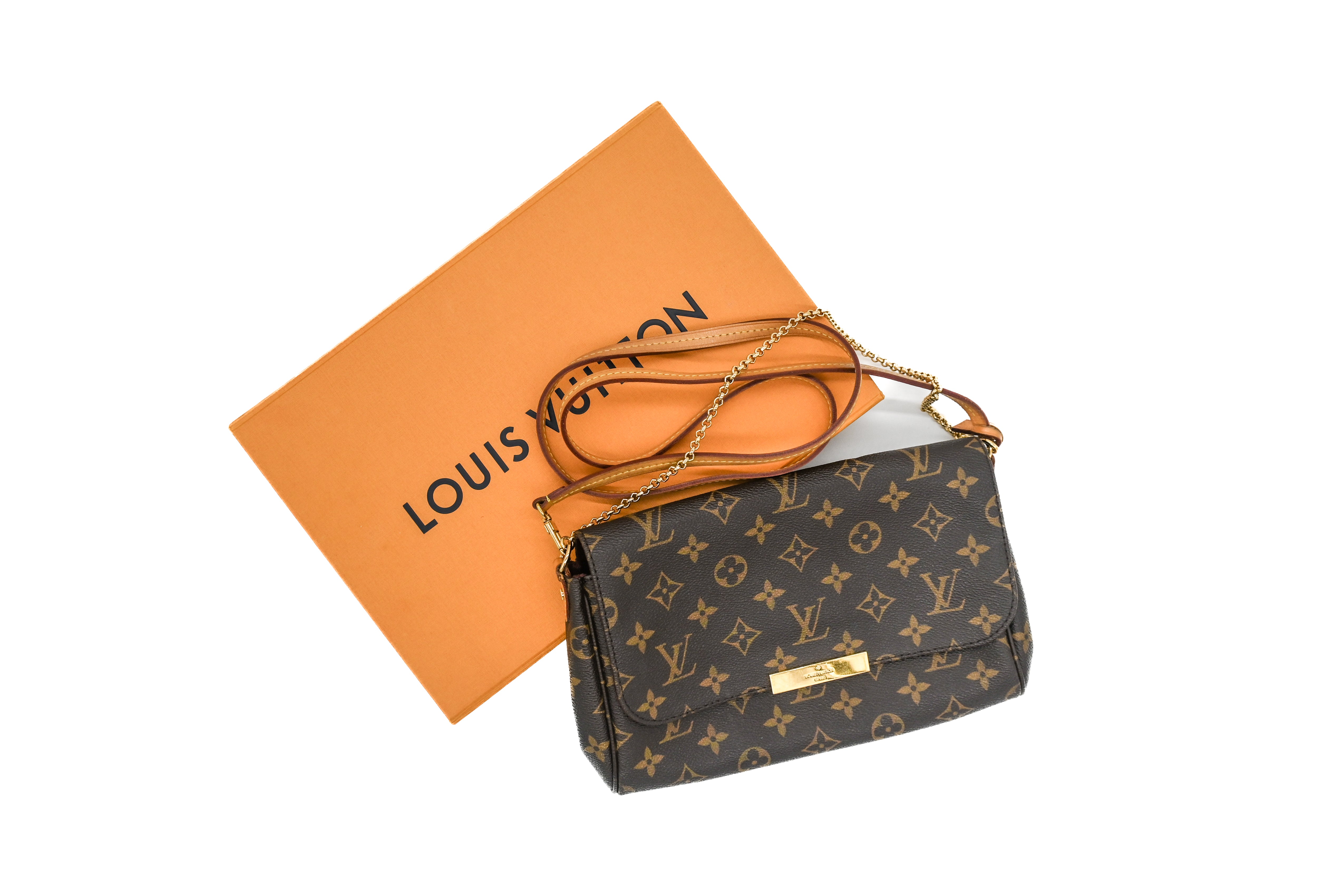 LOUIS VUITTON Louis Vuitton Favorite MM Monogram 2-Way Bag - Vault 55