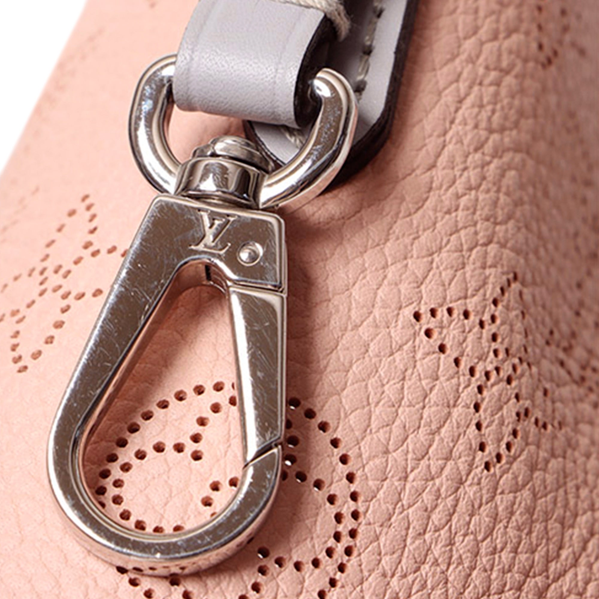 Louis Vuitton Braided Handle Hina Handbag Mahina Leather PM at