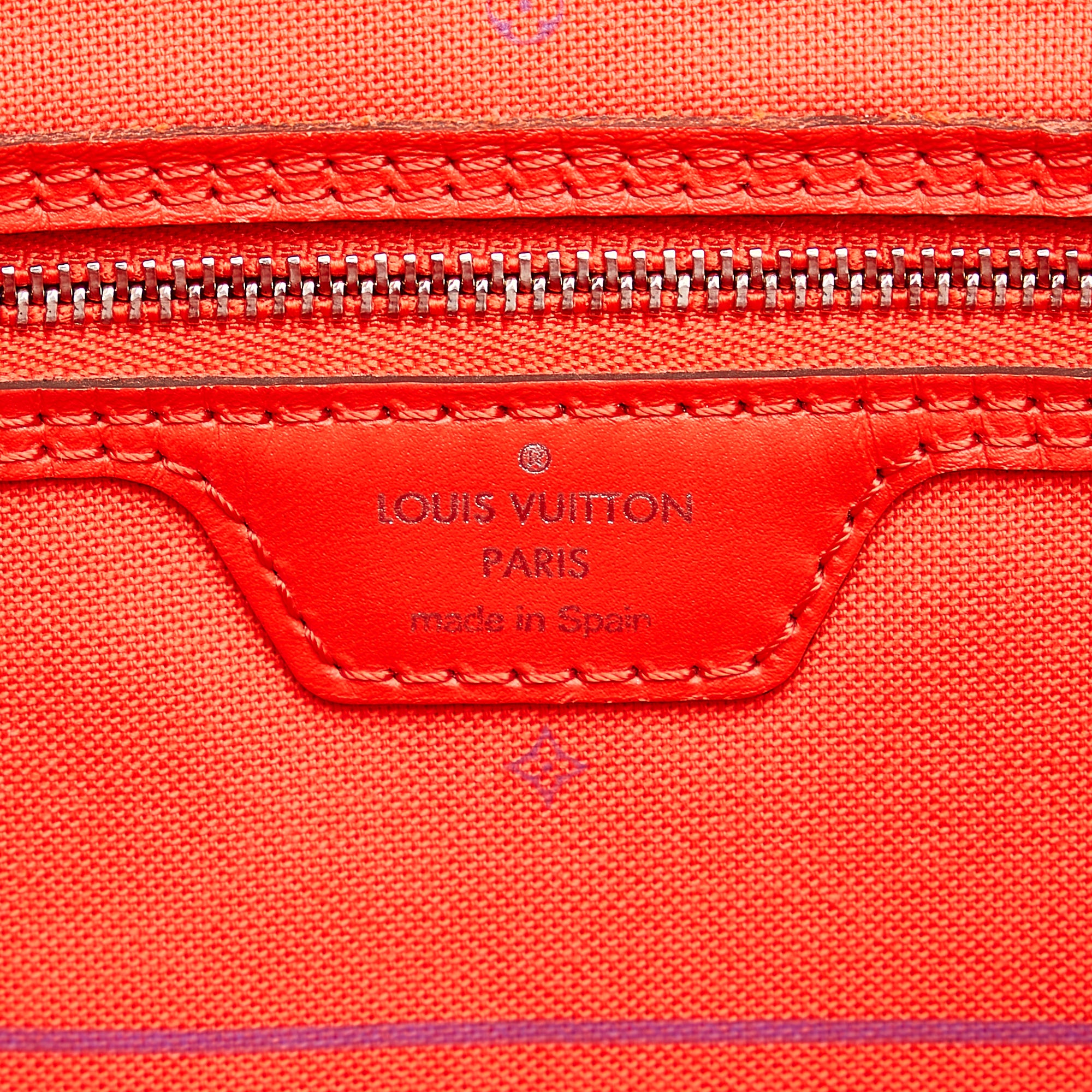 Louis Vuitton Escale Rouge Neverfull MM Pochette In Like New