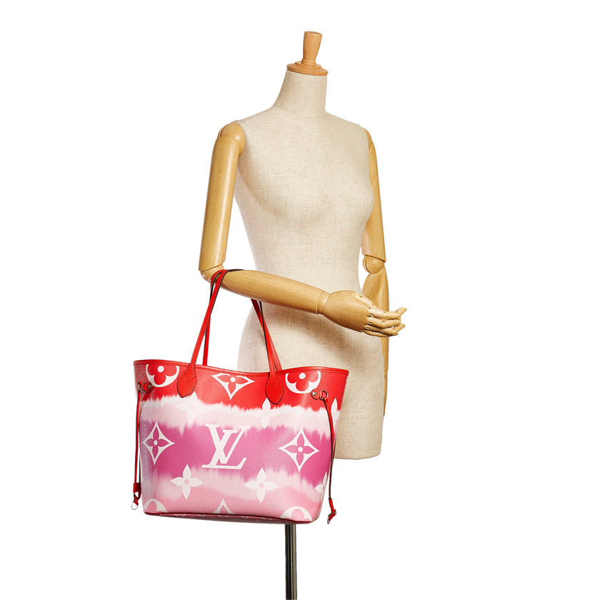 Louis Vuitton Escale Rouge Neverfull mm Pochette in Like New Condition -TheShadesHut
